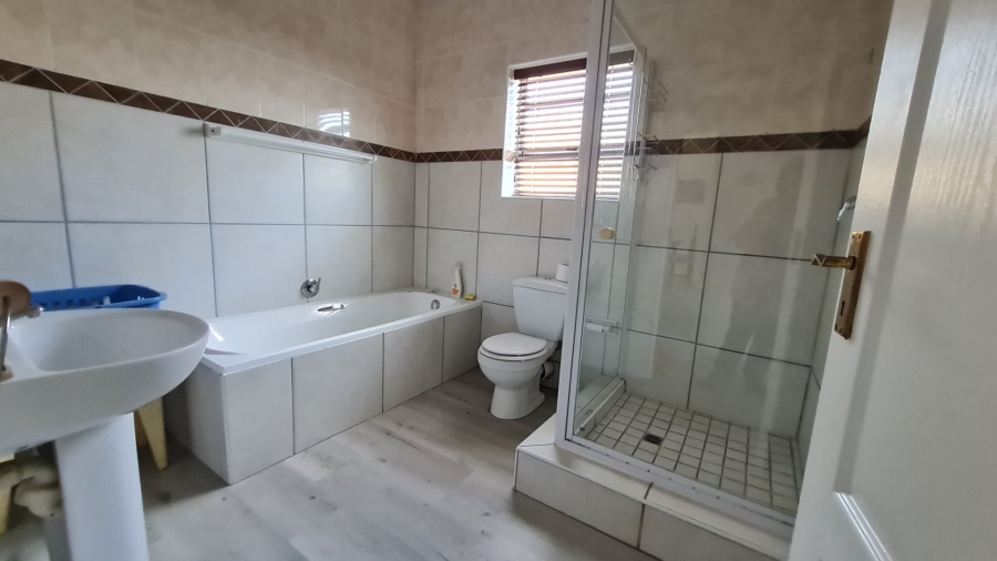3 Bedroom Property for Sale in Dana Bay Western Cape